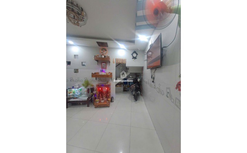 Giảm sốc 450tr! Nhà SHR Vuông 3 tầng 25m2 – Quang Trung Gò Vấp S
